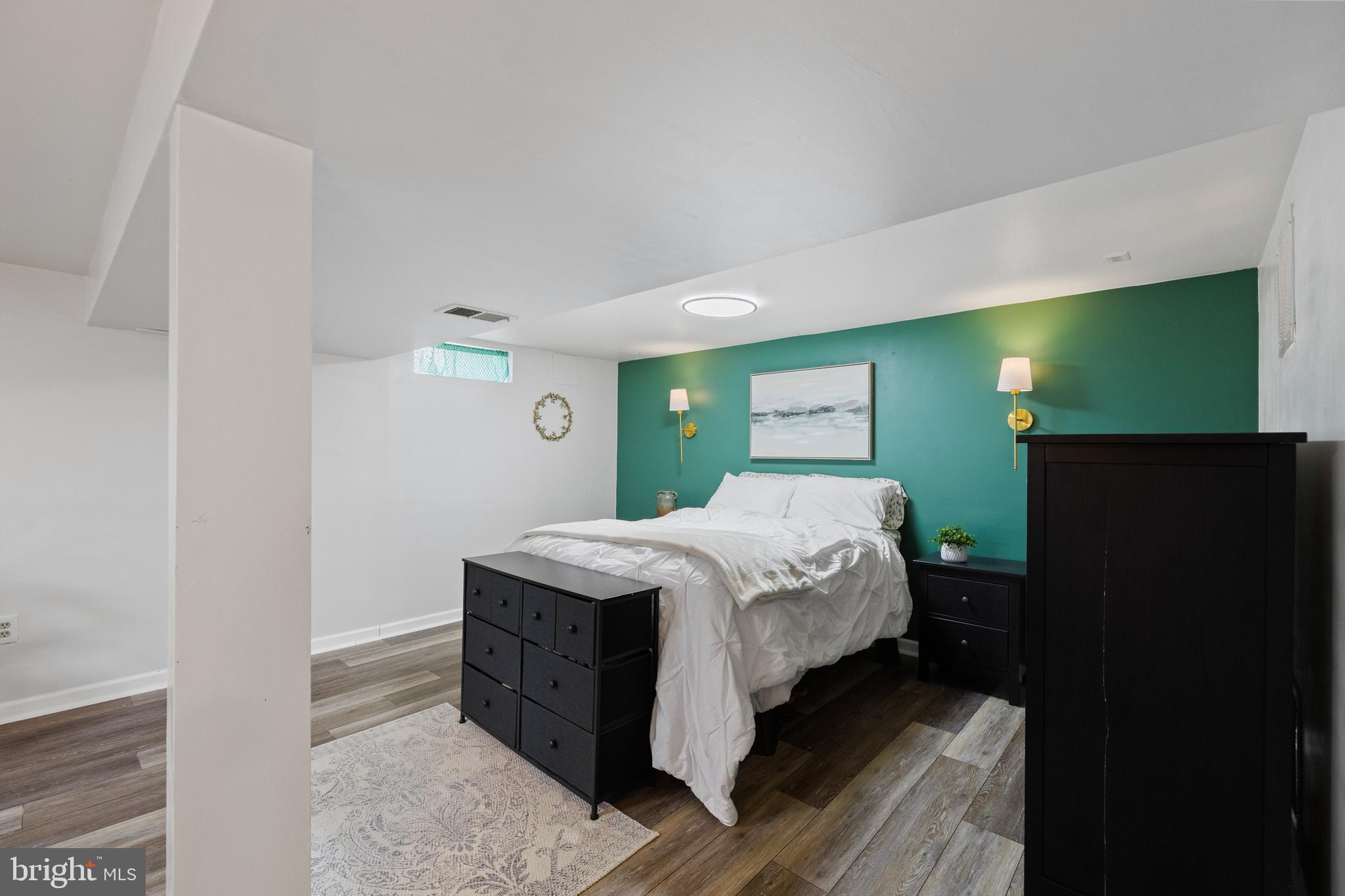 TYLER PARK - Residential