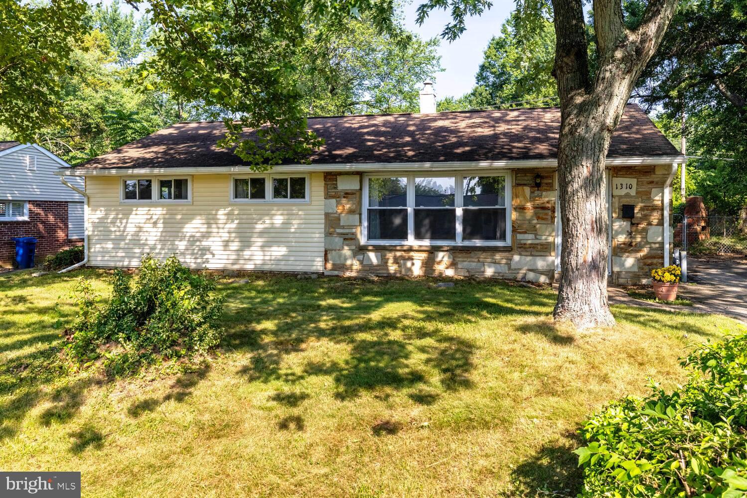 1310 WUNDERLAND