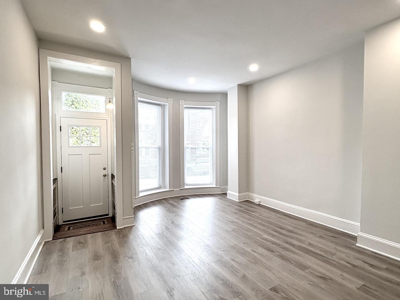 406 W 28TH STREET