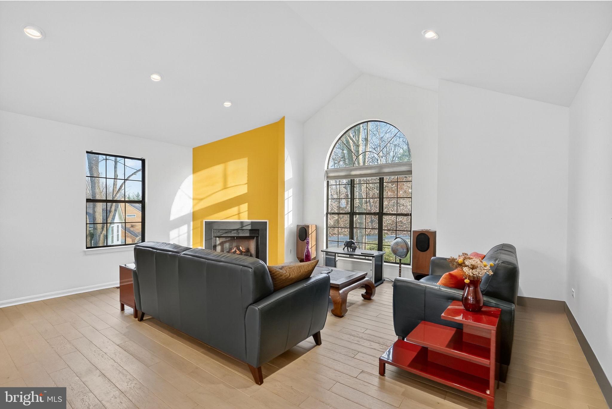 MEADOWLANDS - Residential Lease