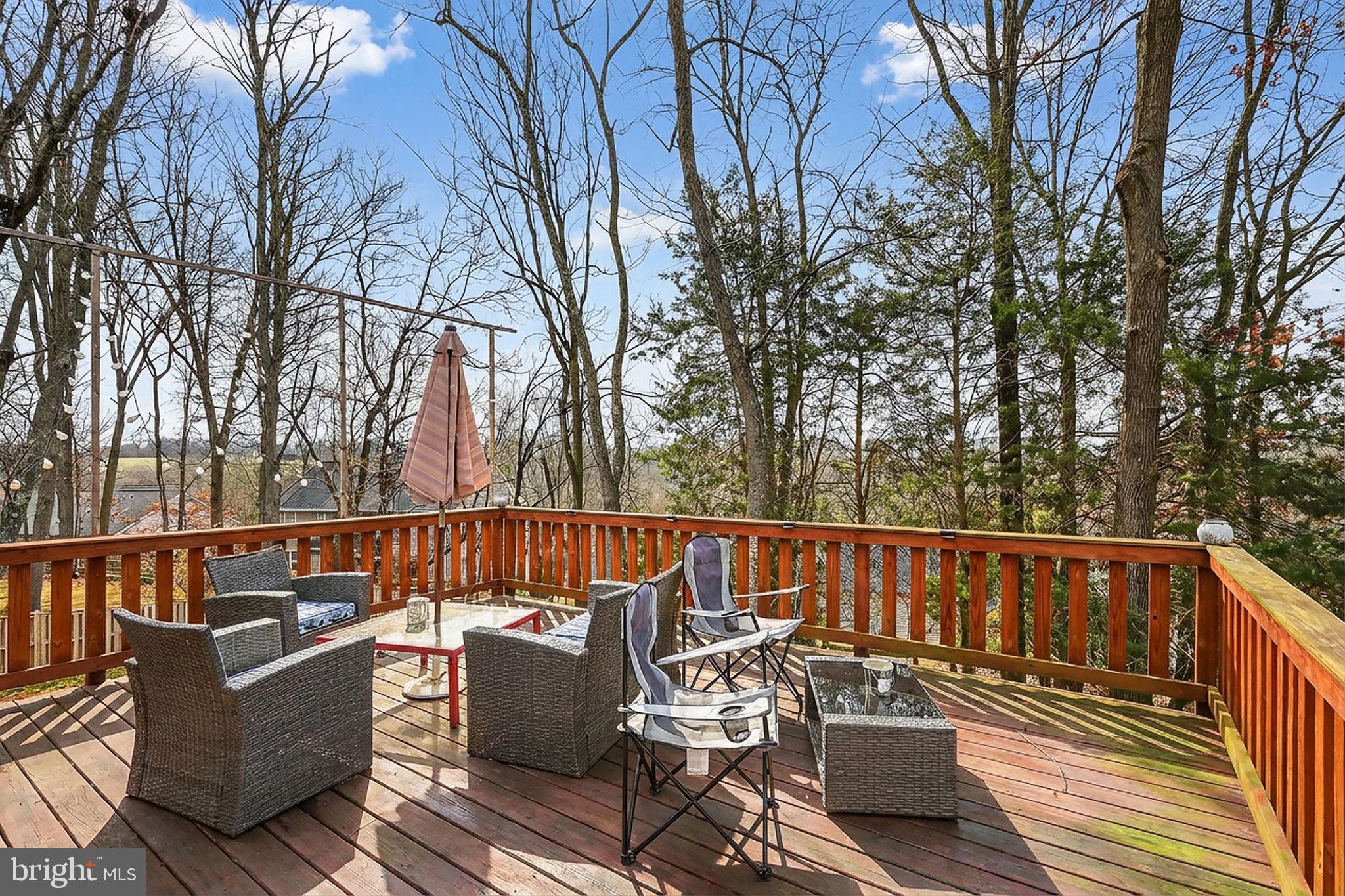 MEADOWLANDS - Residential Lease