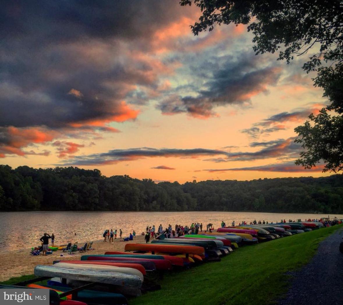 MEADOWLANDS - Residential Lease