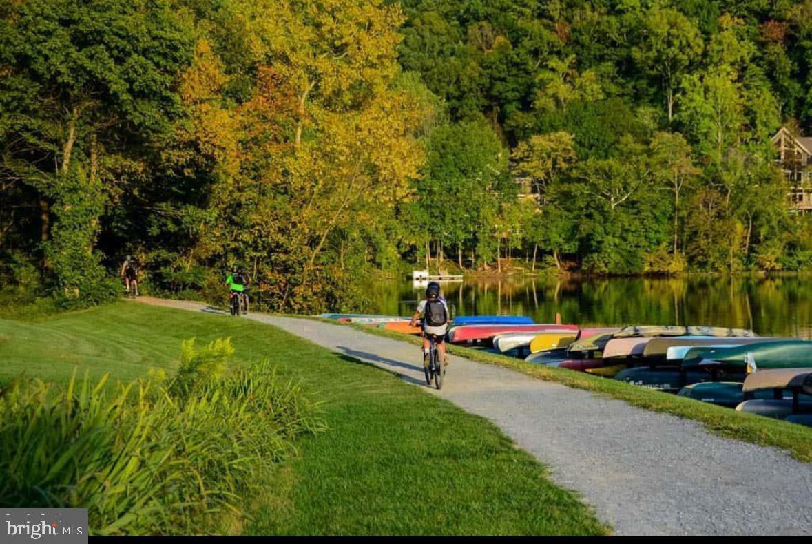 MEADOWLANDS - Residential Lease