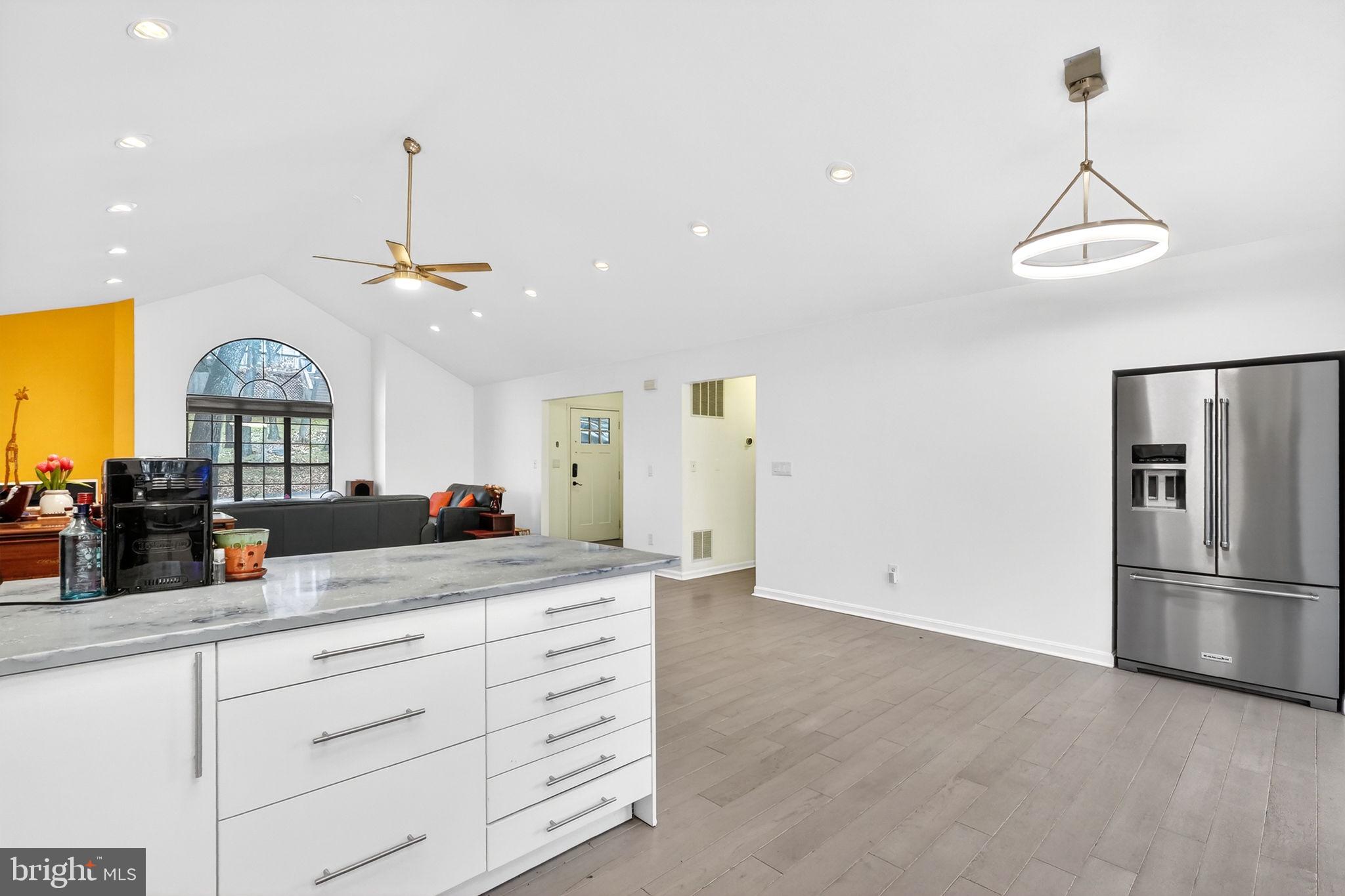 MEADOWLANDS - Residential Lease