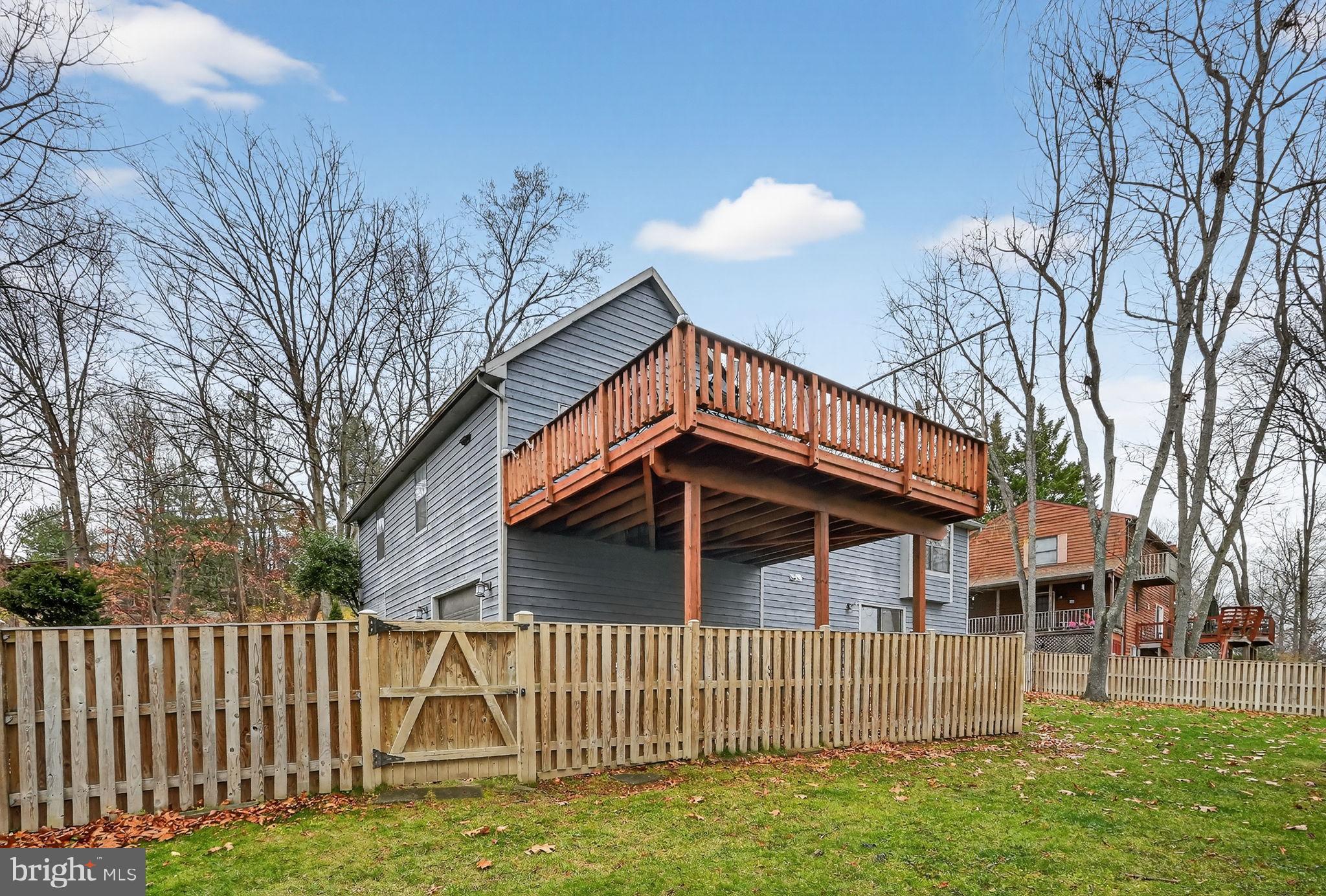 MEADOWLANDS - Residential Lease