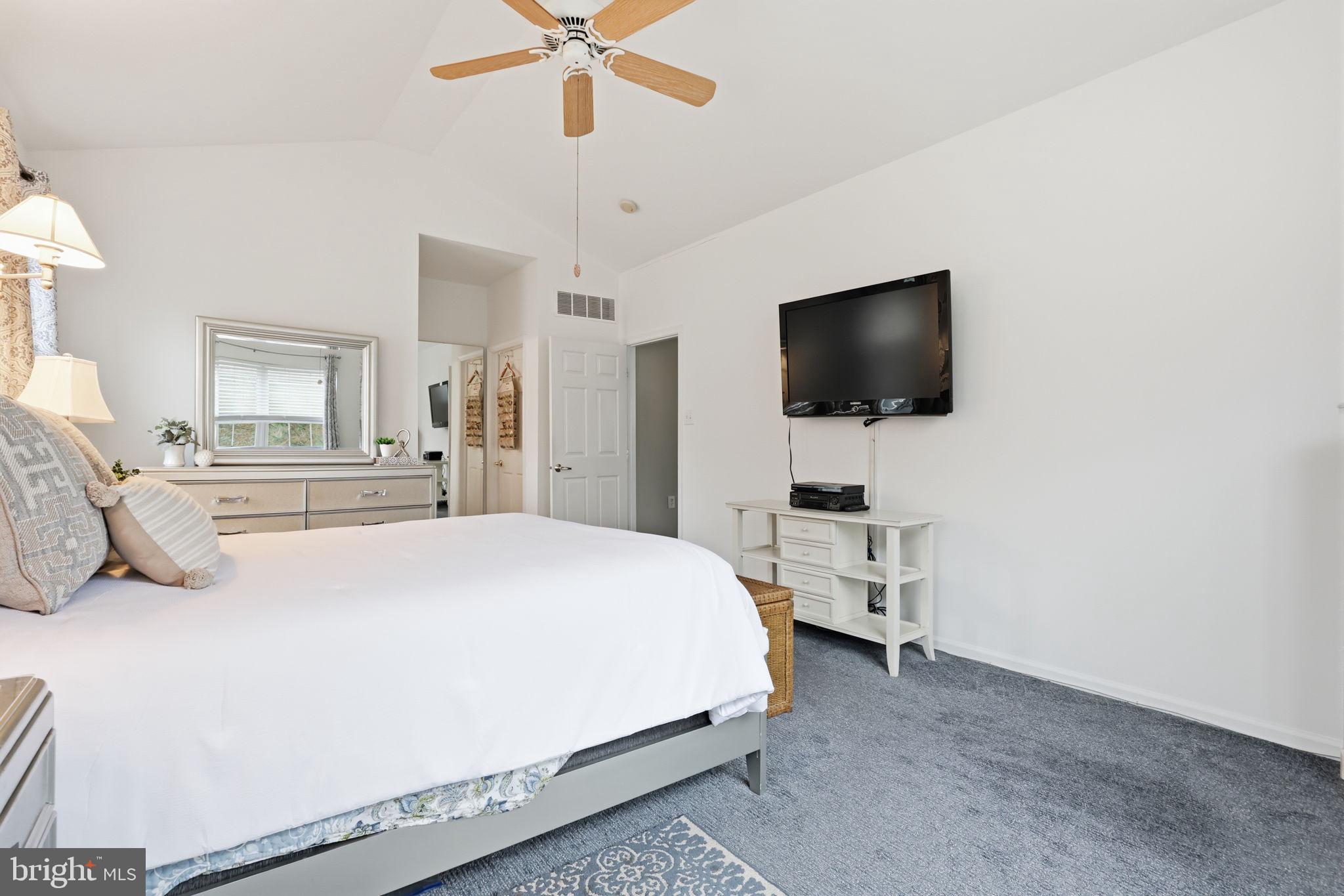 FLOWERS MILL - Residential