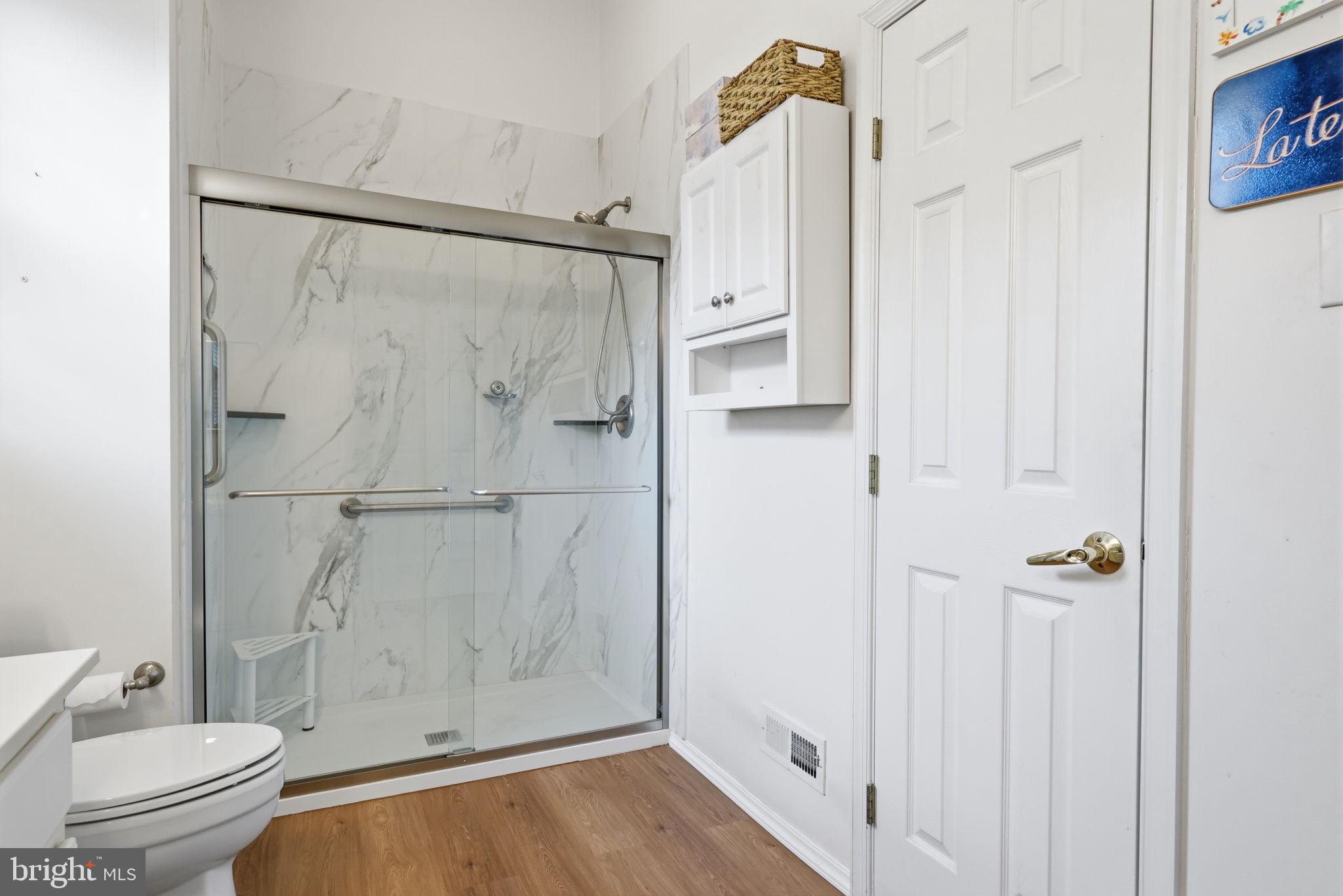 FLOWERS MILL - Residential