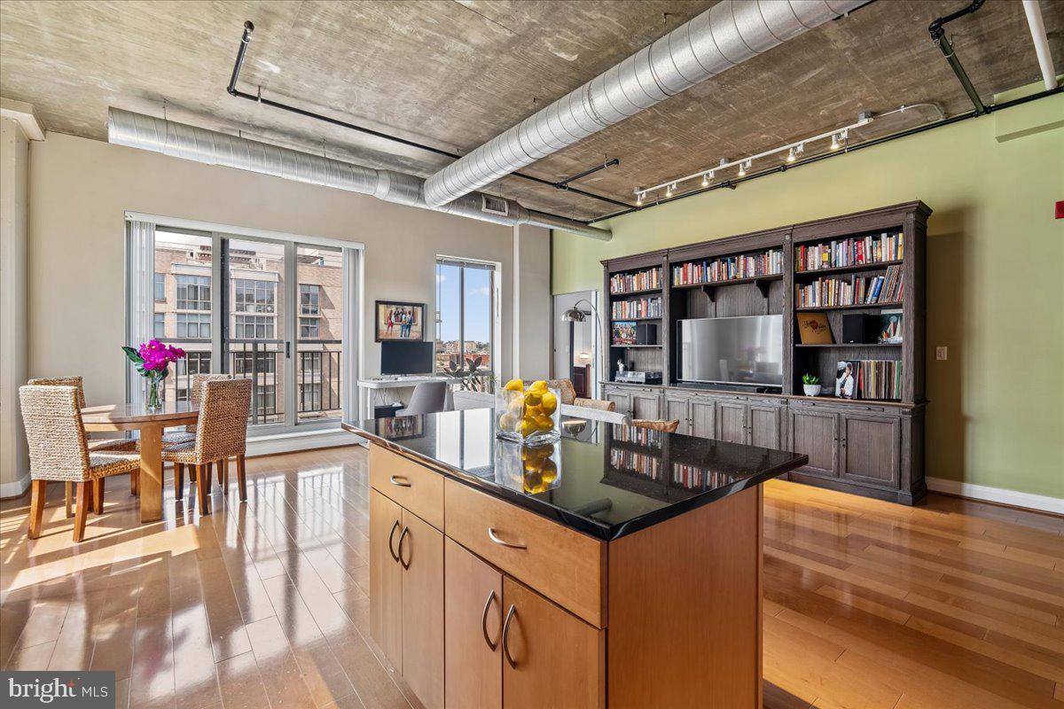 301 MASSACHUSETTS AVENUE NW 1104