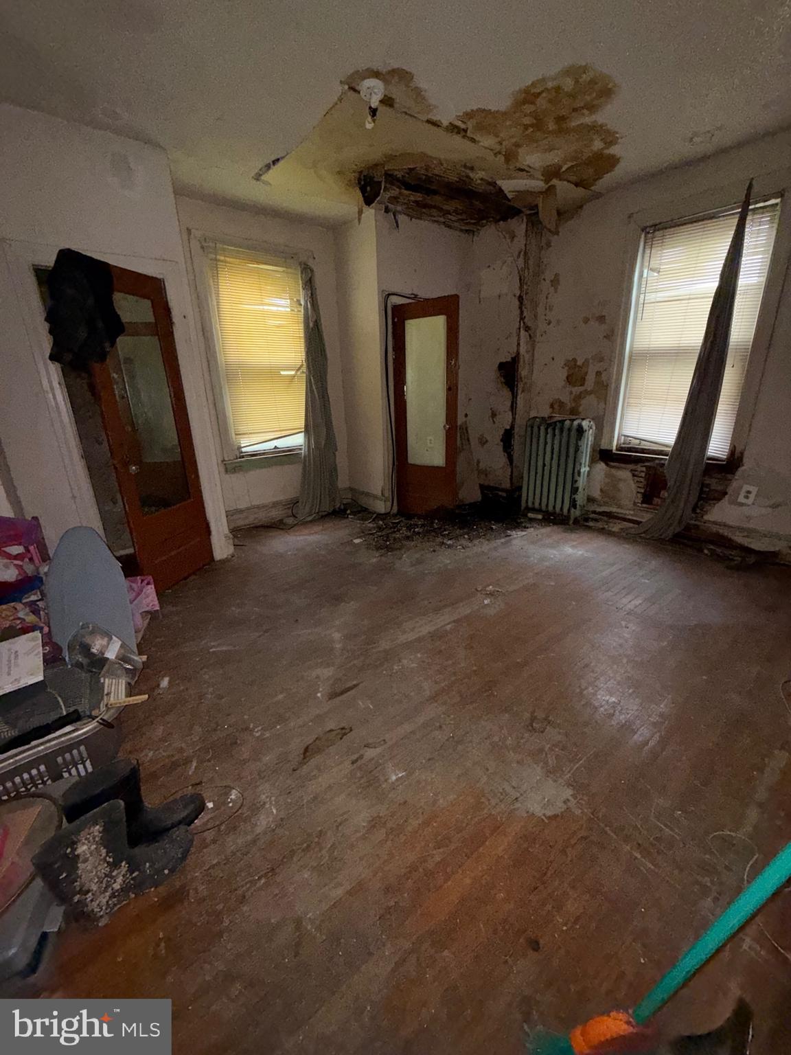 COBBS CREEK - Residential