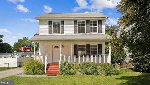 Photo of 1623 Chesapeake Lane, EDGEWATER, MD 21037 (MLS # MDAA2160058)