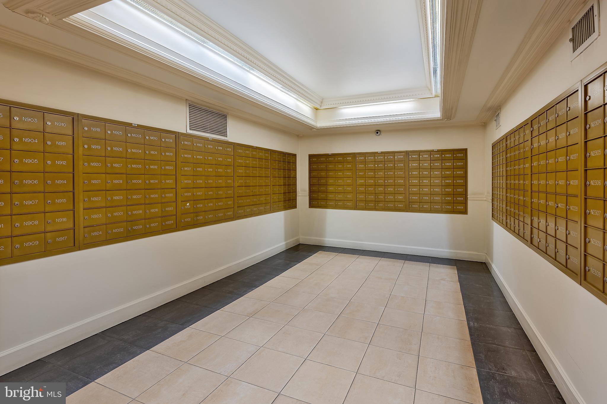 WILLOUGHBY OF CHEVY CHASE - Residential Lease