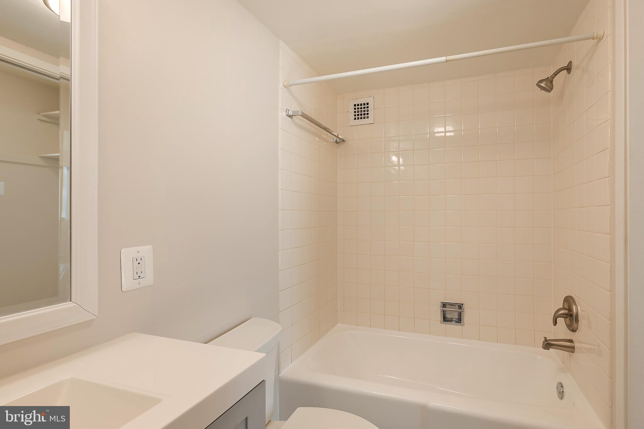 WILLOUGHBY OF CHEVY CHASE - Residential Lease