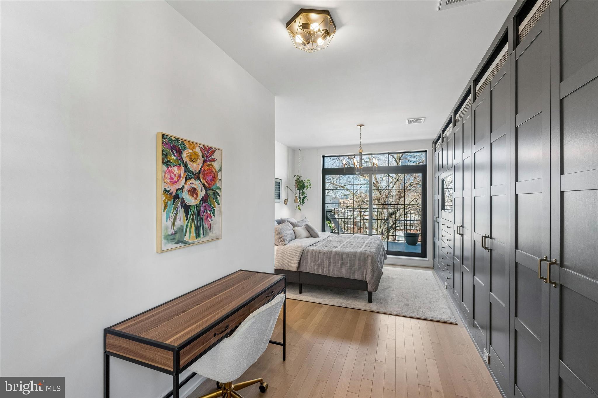 GRADUATE HOSPITAL - Residential