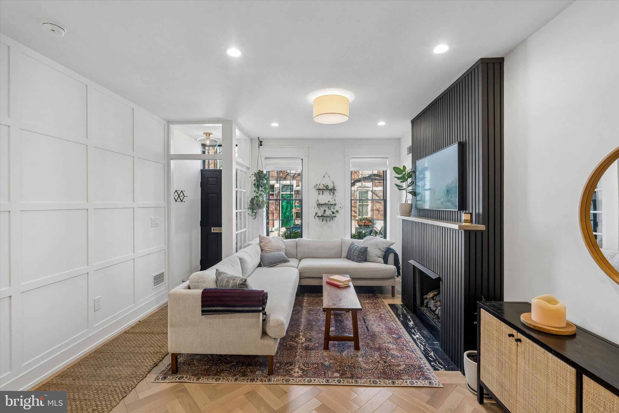 GRADUATE HOSPITAL - Residential