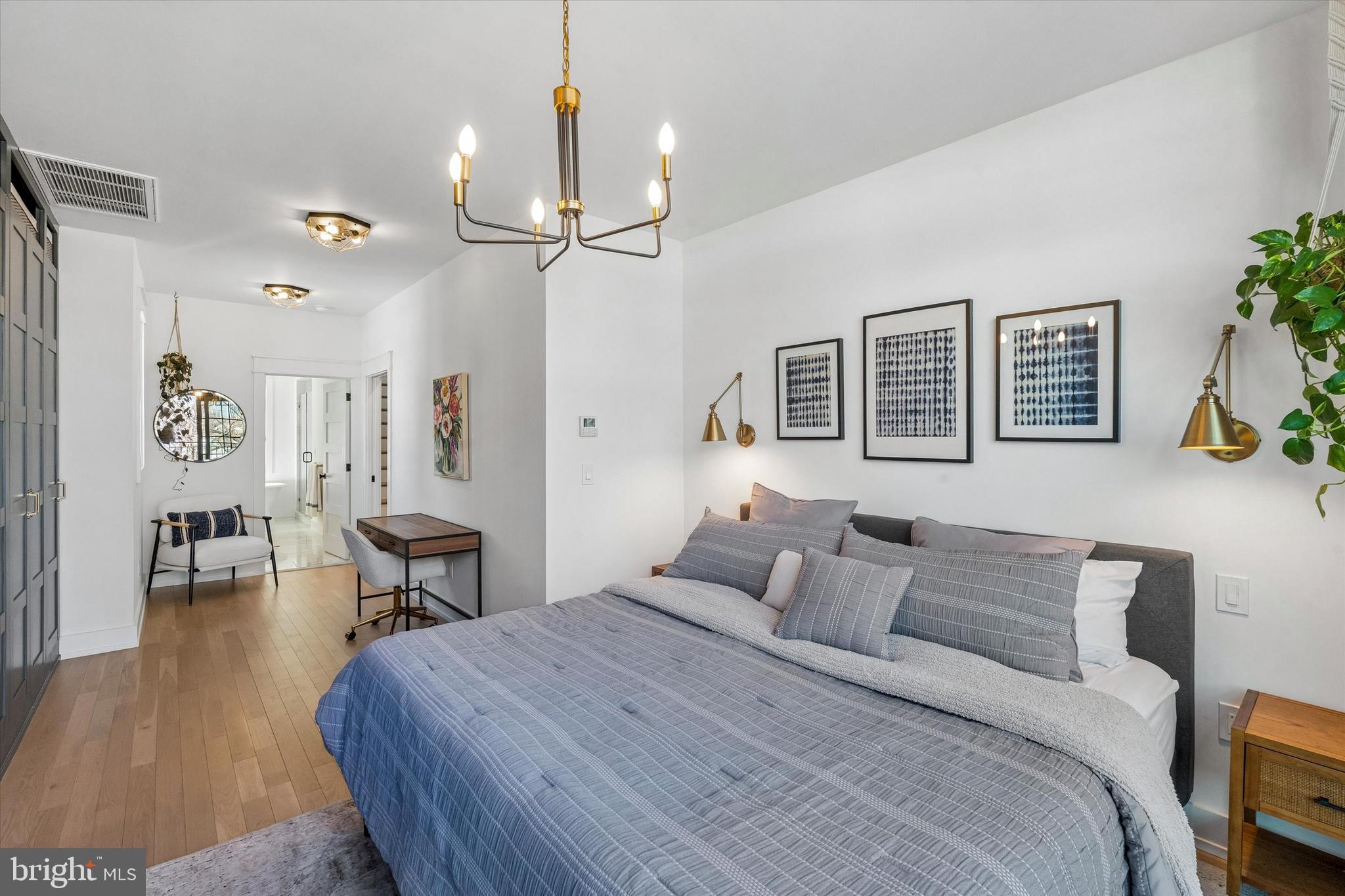 GRADUATE HOSPITAL - Residential