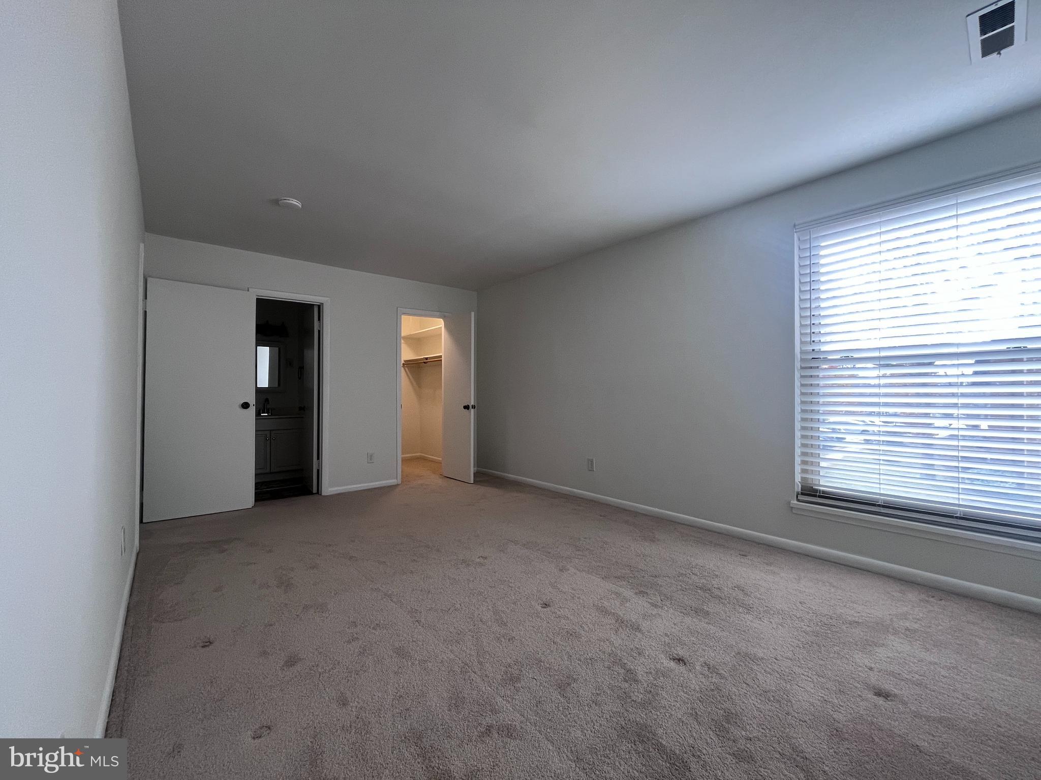 WOODBURN VILLAGE - Residential Lease