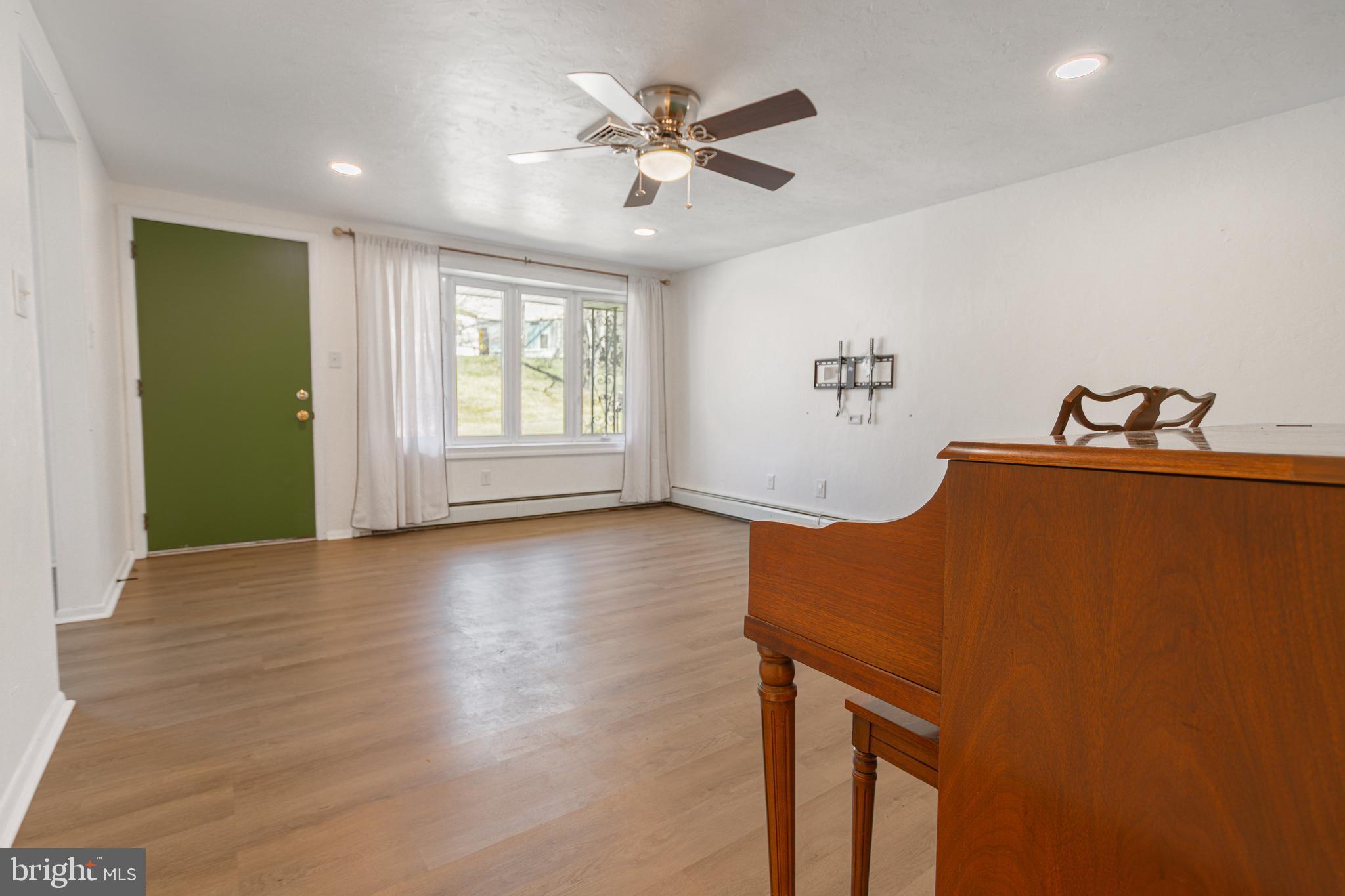 RED LION BORO - Residential