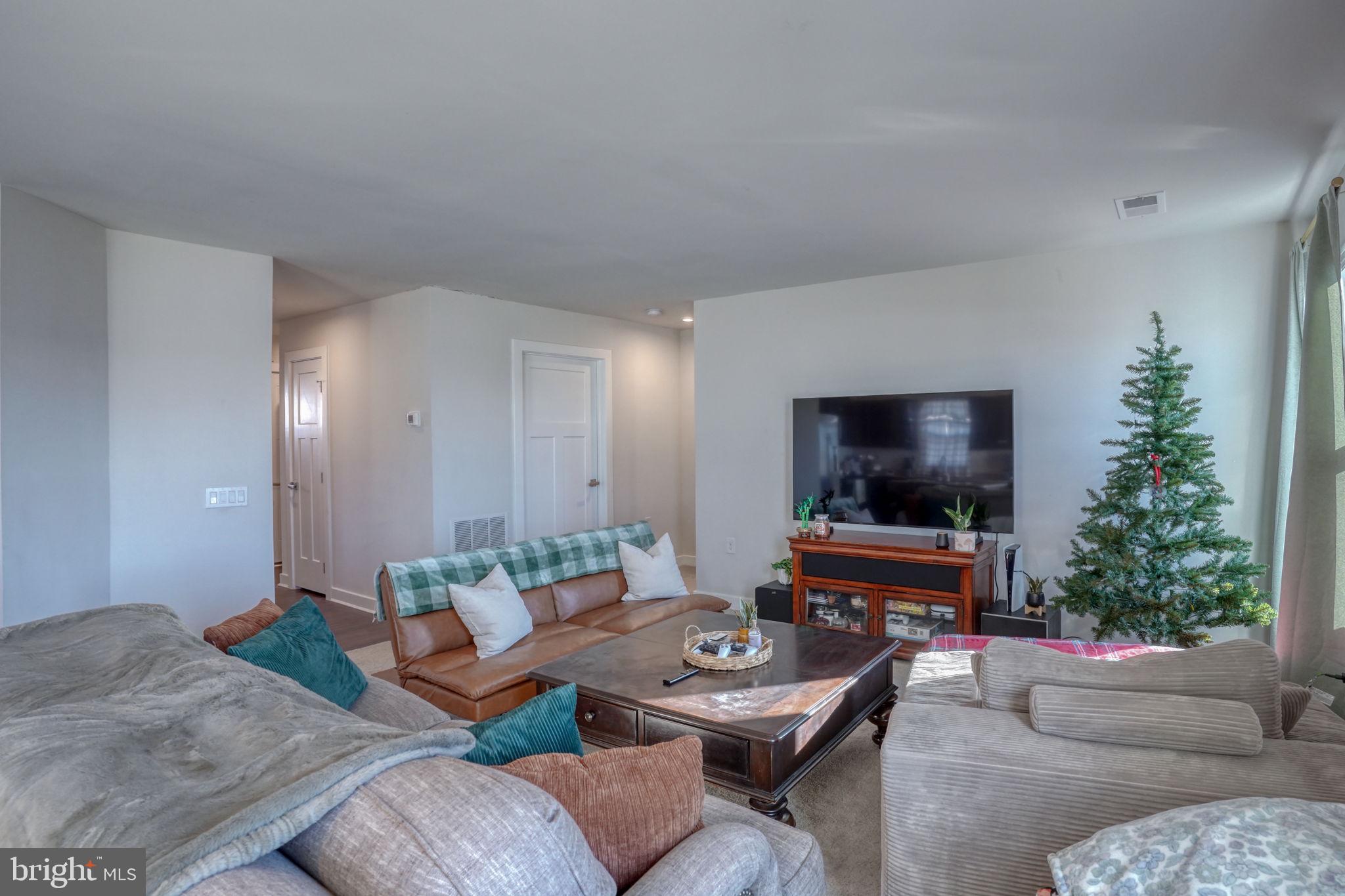 ANTHEM - Residential