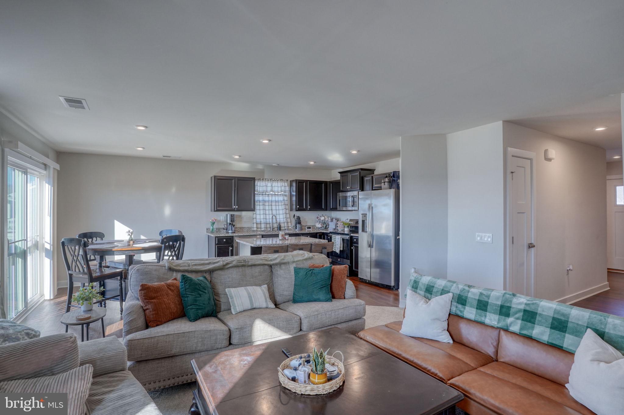 ANTHEM - Residential