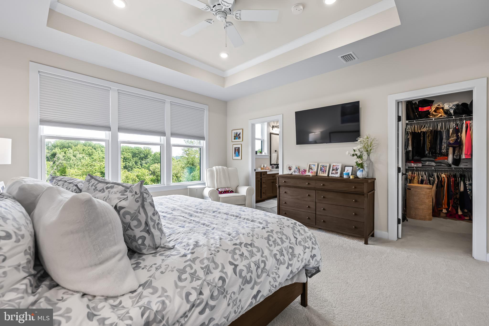 LONGVIEW RIDGE - Residential