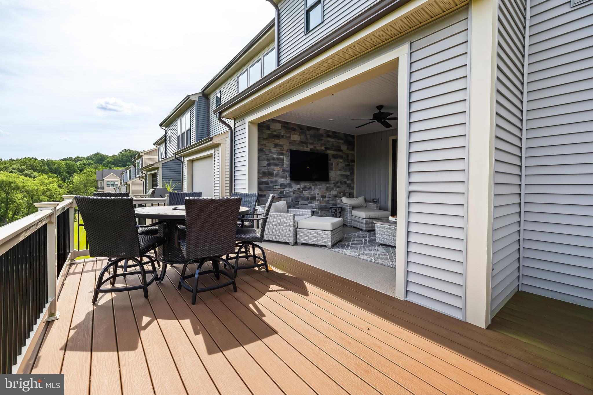 LONGVIEW RIDGE - Residential