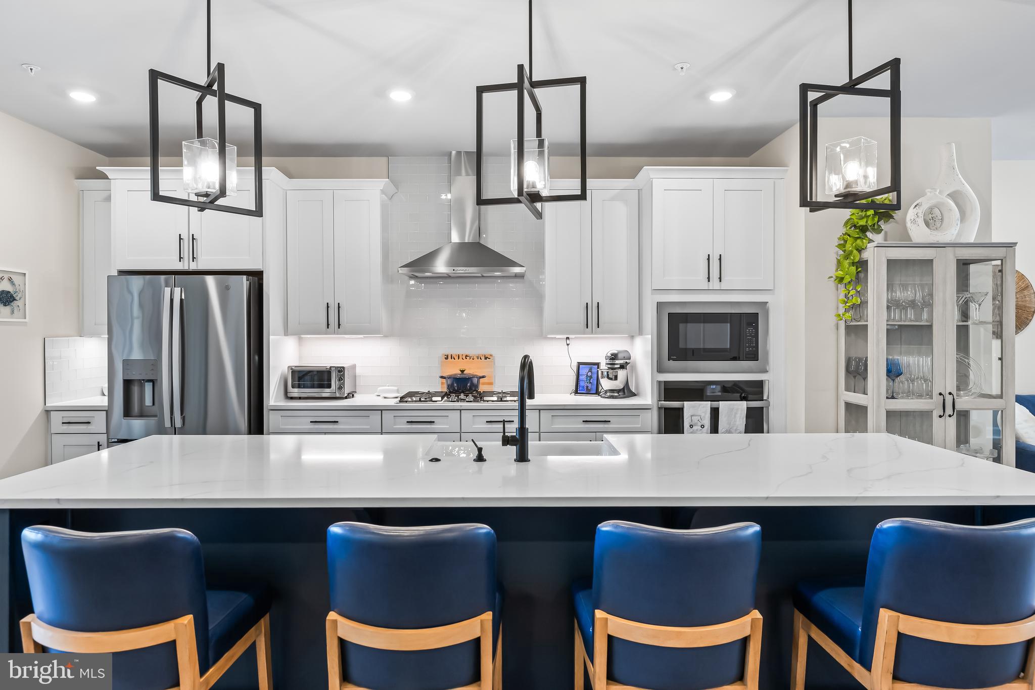 LONGVIEW RIDGE - Residential