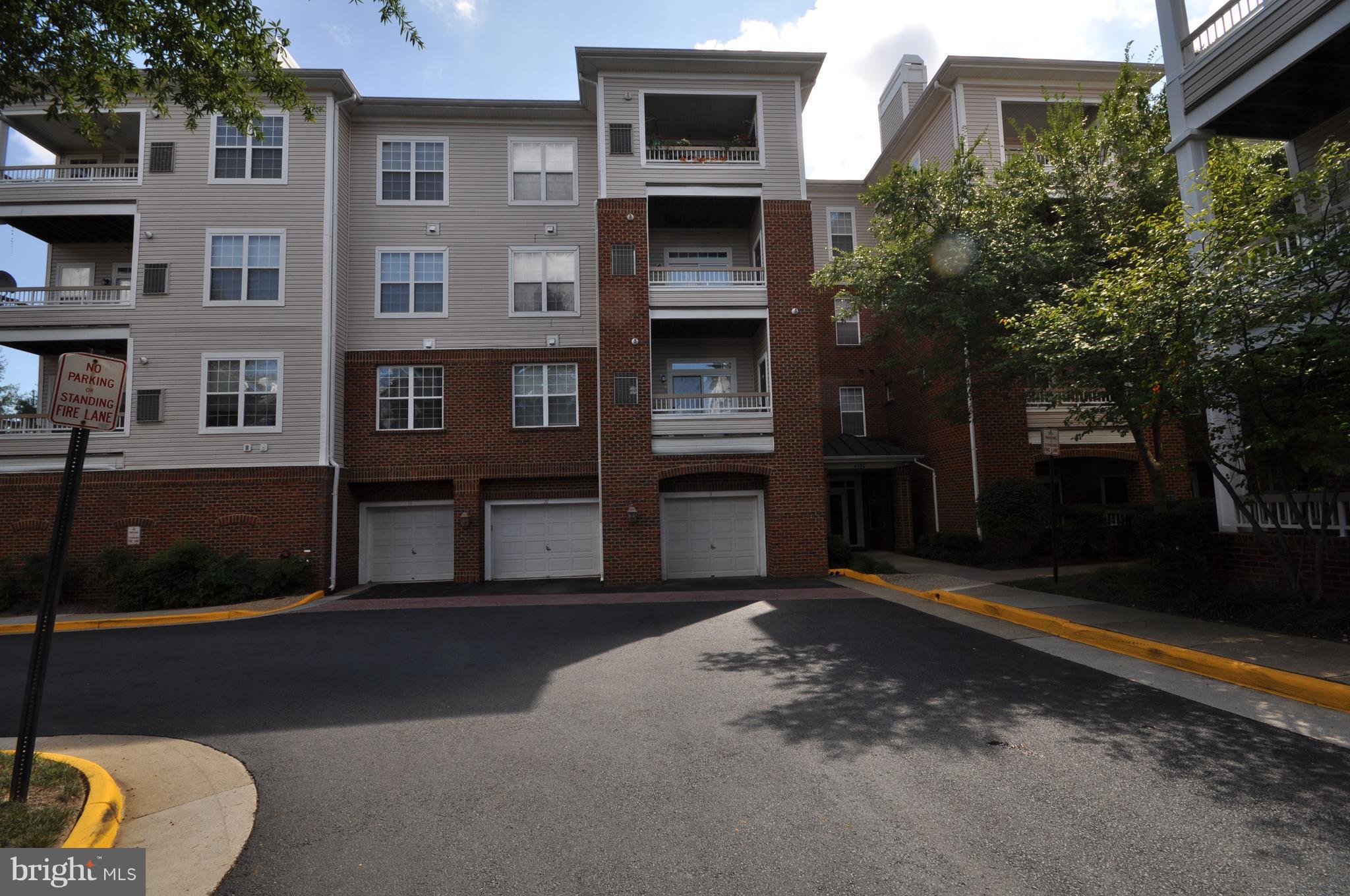 CHRISTOPHER AT CEDAR LAKES - Residential Lease