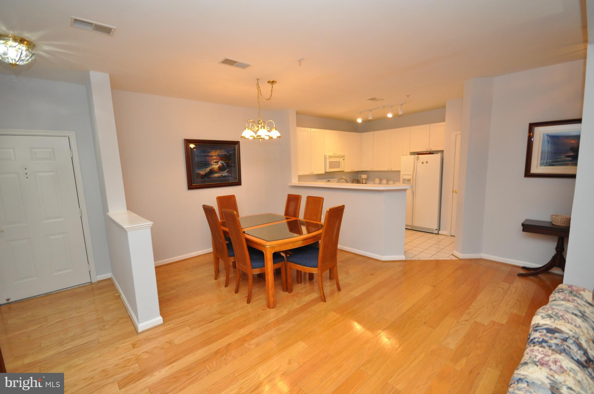 CHRISTOPHER AT CEDAR LAKES - Residential Lease