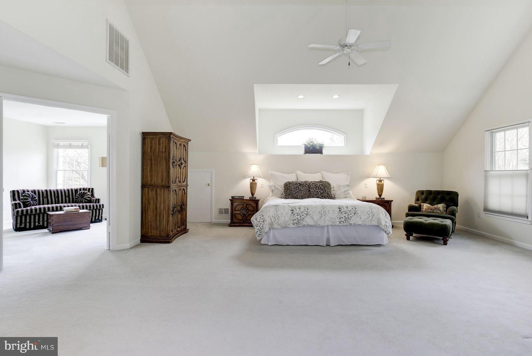 ROSE HILL FALLS - Residential