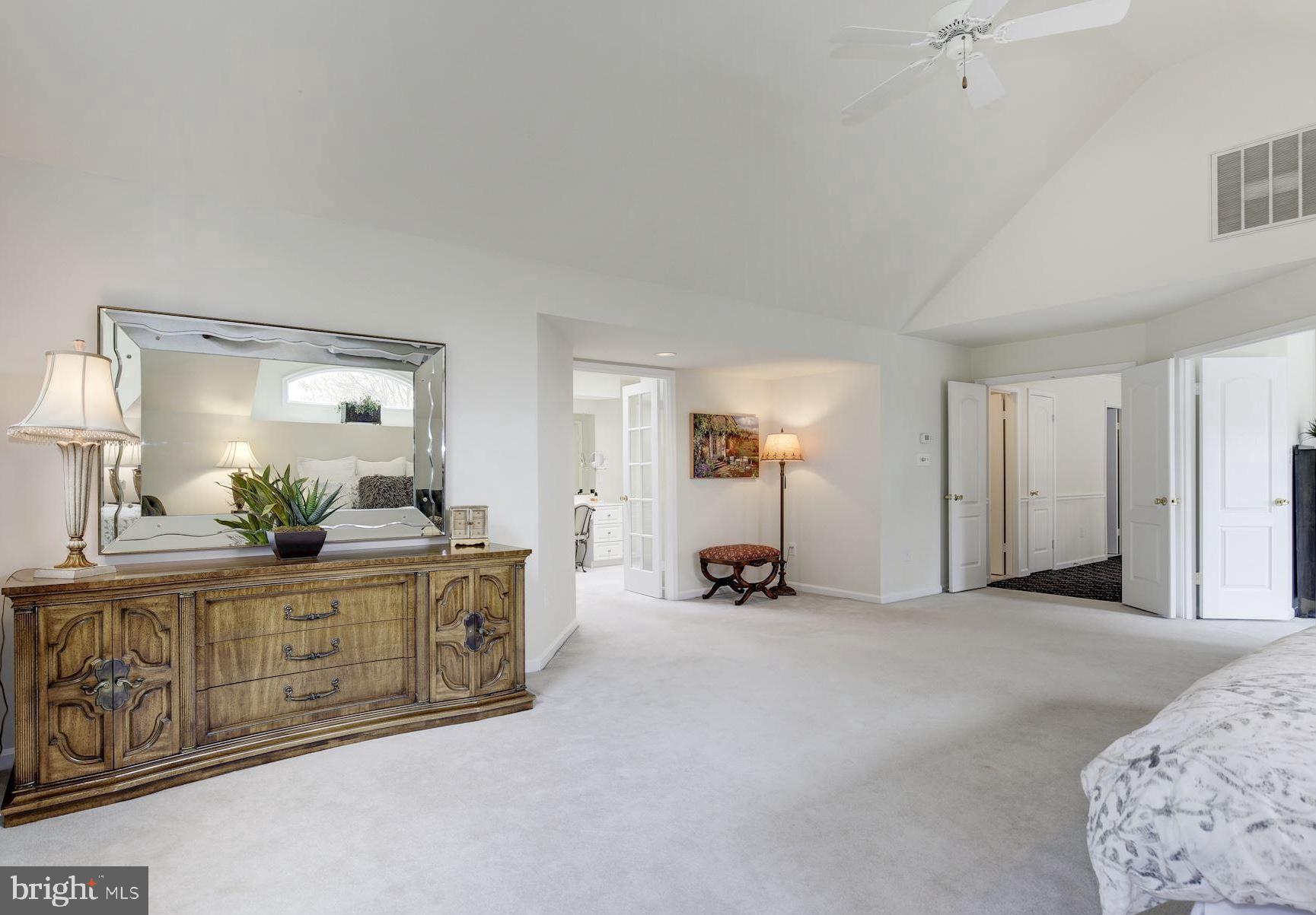 ROSE HILL FALLS - Residential