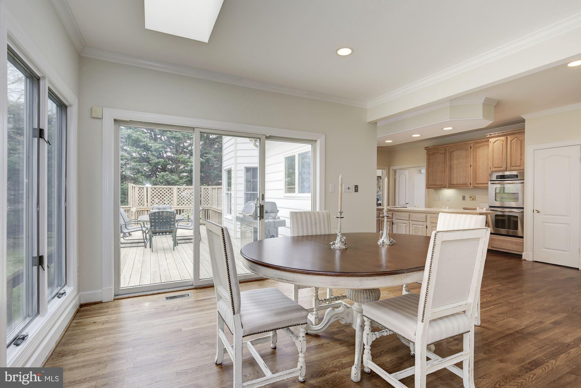 ROSE HILL FALLS - Residential