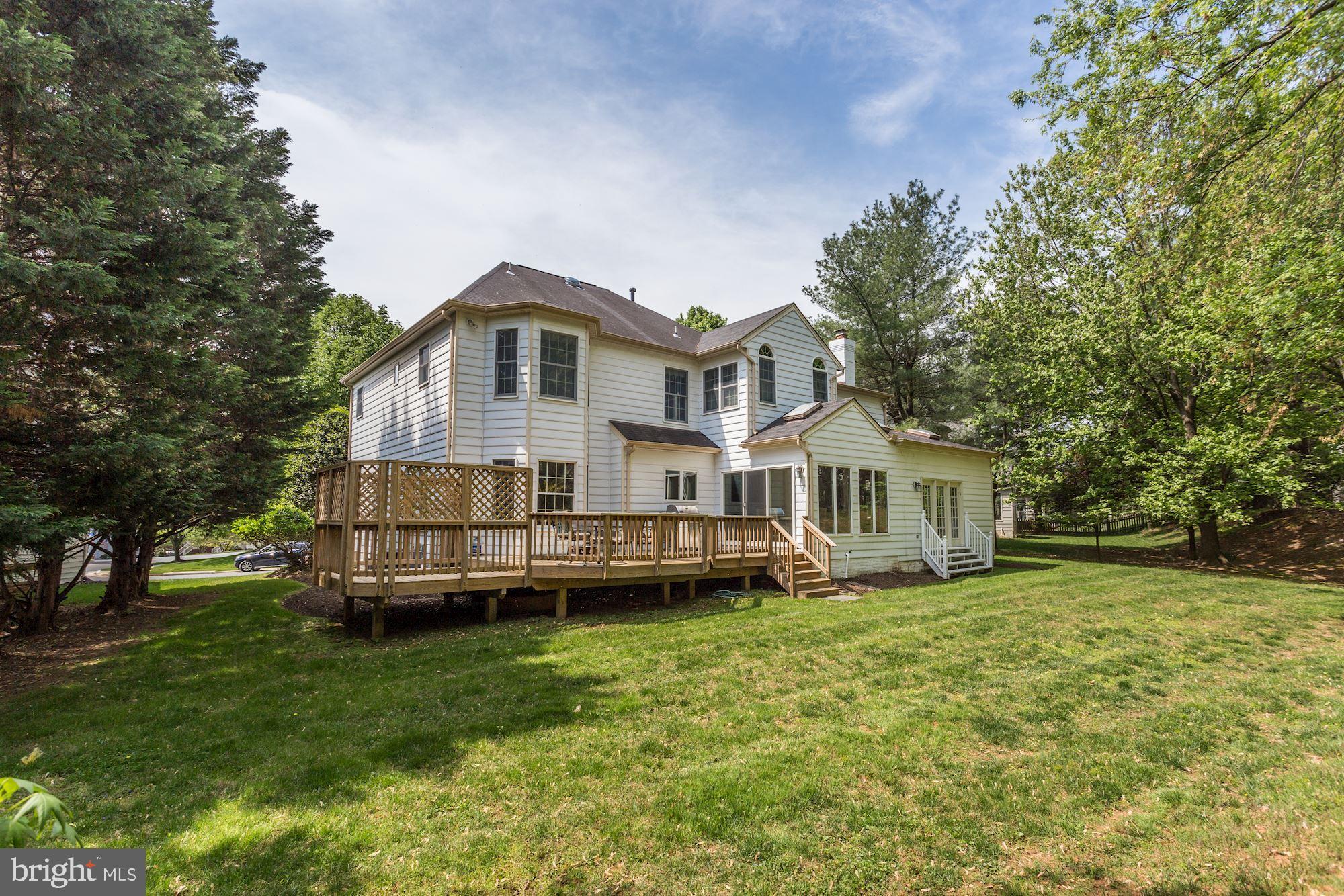 ROSE HILL FALLS - Residential