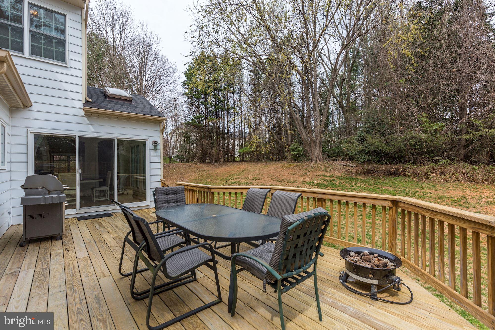 ROSE HILL FALLS - Residential