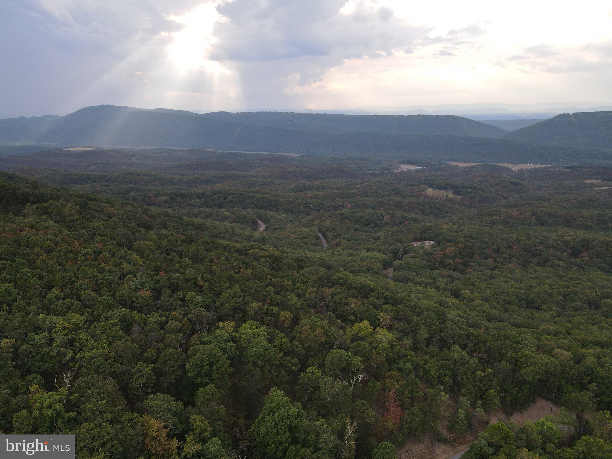 WHITETAIL MOUNTAIN - Land