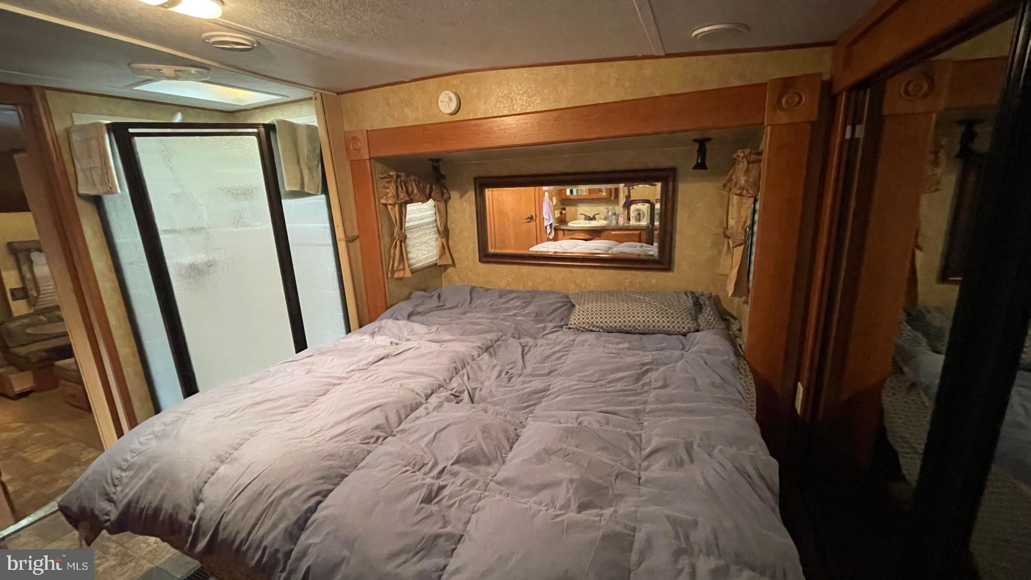 WHITETAIL MOUNTAIN - Land