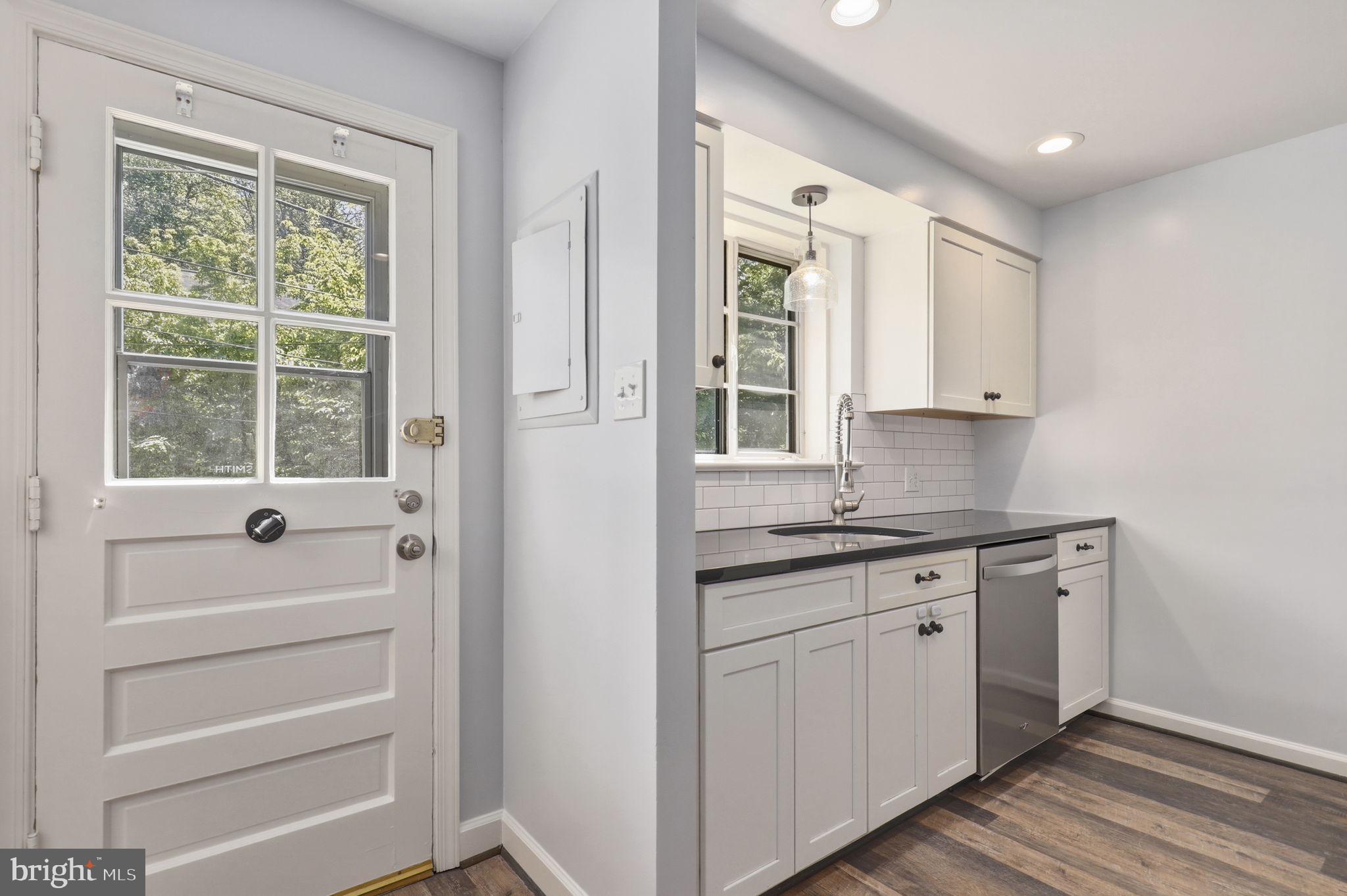 GLEN BRIAR - Residential