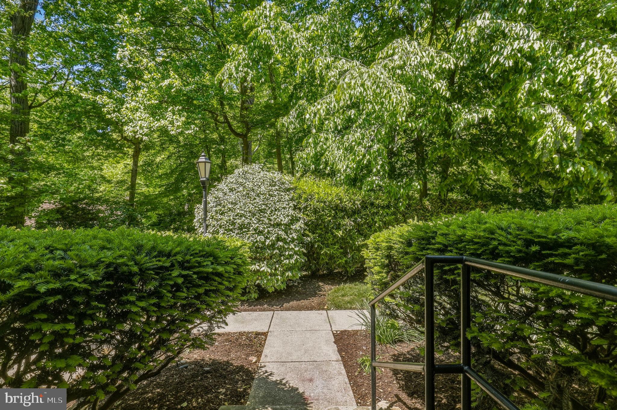 GLEN BRIAR - Residential