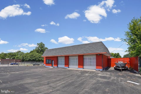 Photo of 108 Wise Avenue, DUNDALK, MD 21222 (MLS # MDBC2173820)