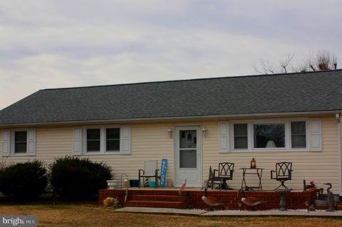 204 CHATHAM VILLAGE ROAD MONTROSS VA 22520