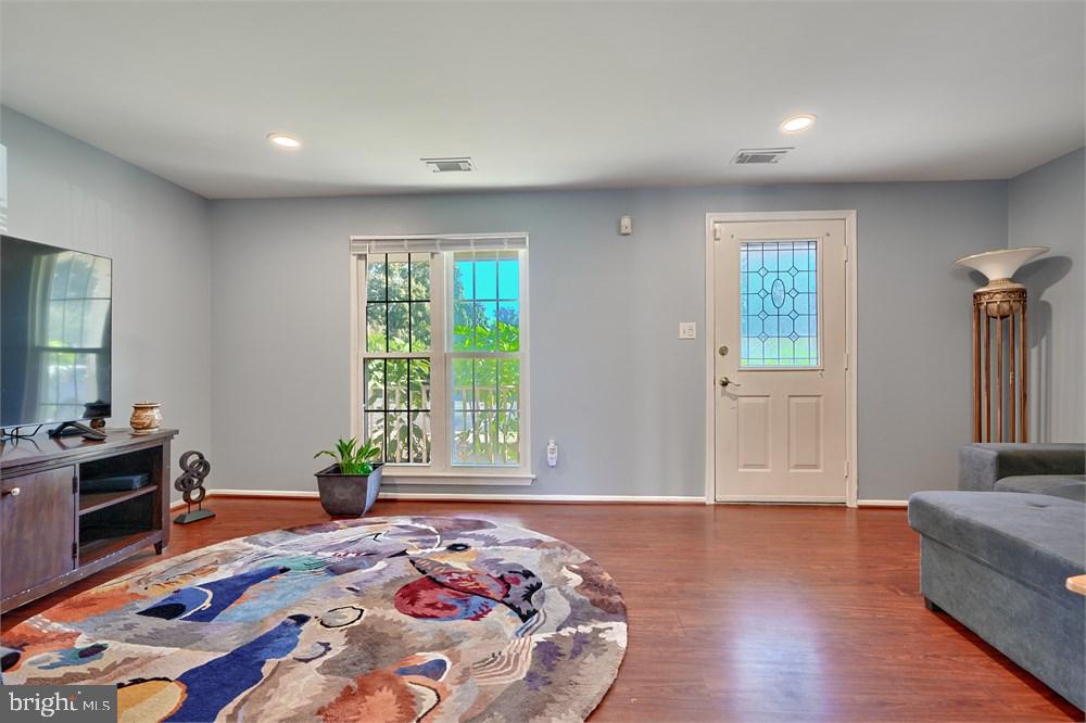 MARLBOROUGH TOWNE - Residential