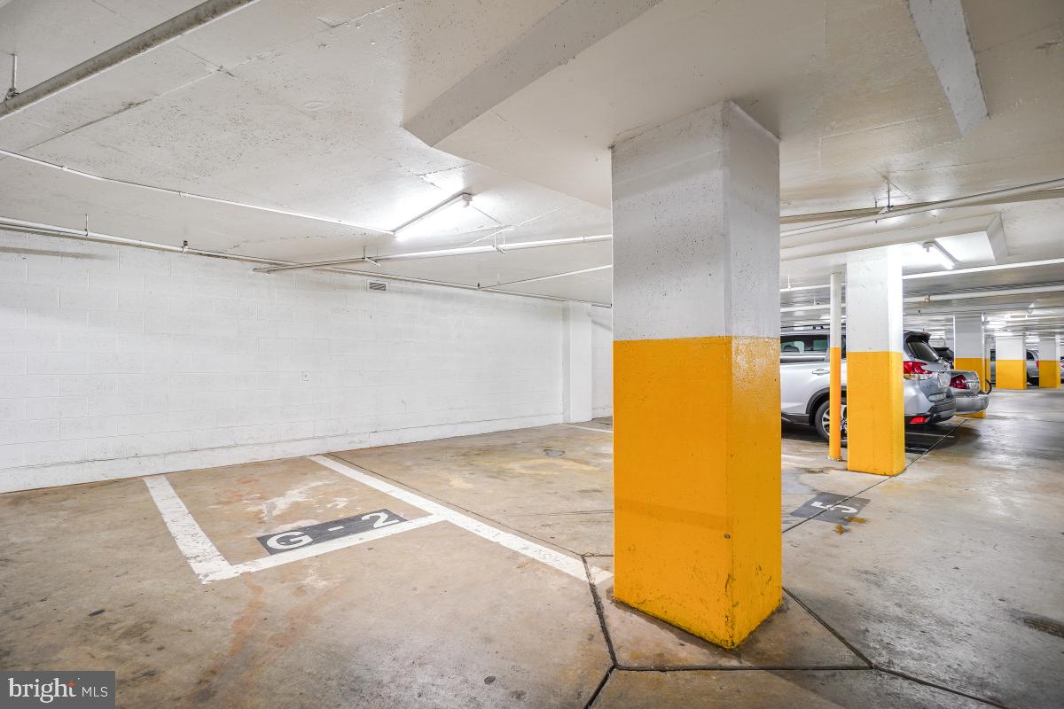 FAIRWAYS NORTH - Residential