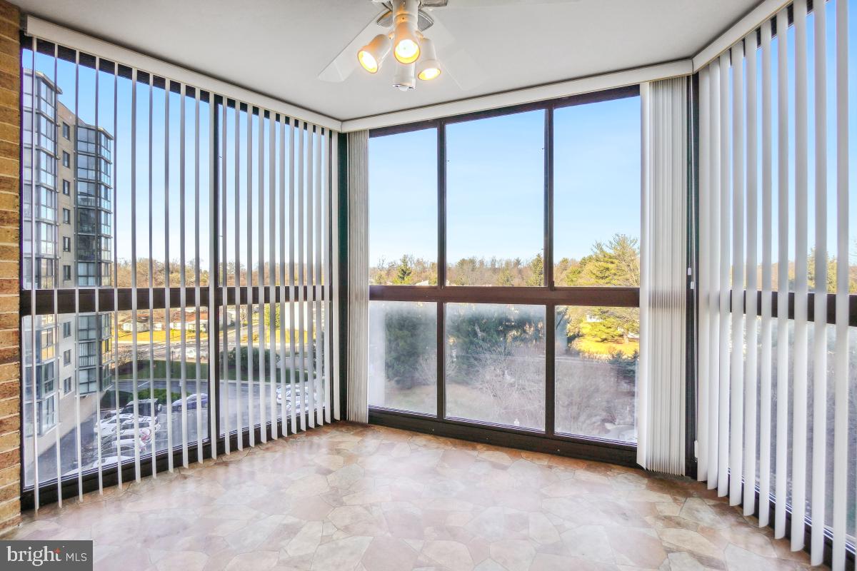 FAIRWAYS NORTH - Residential