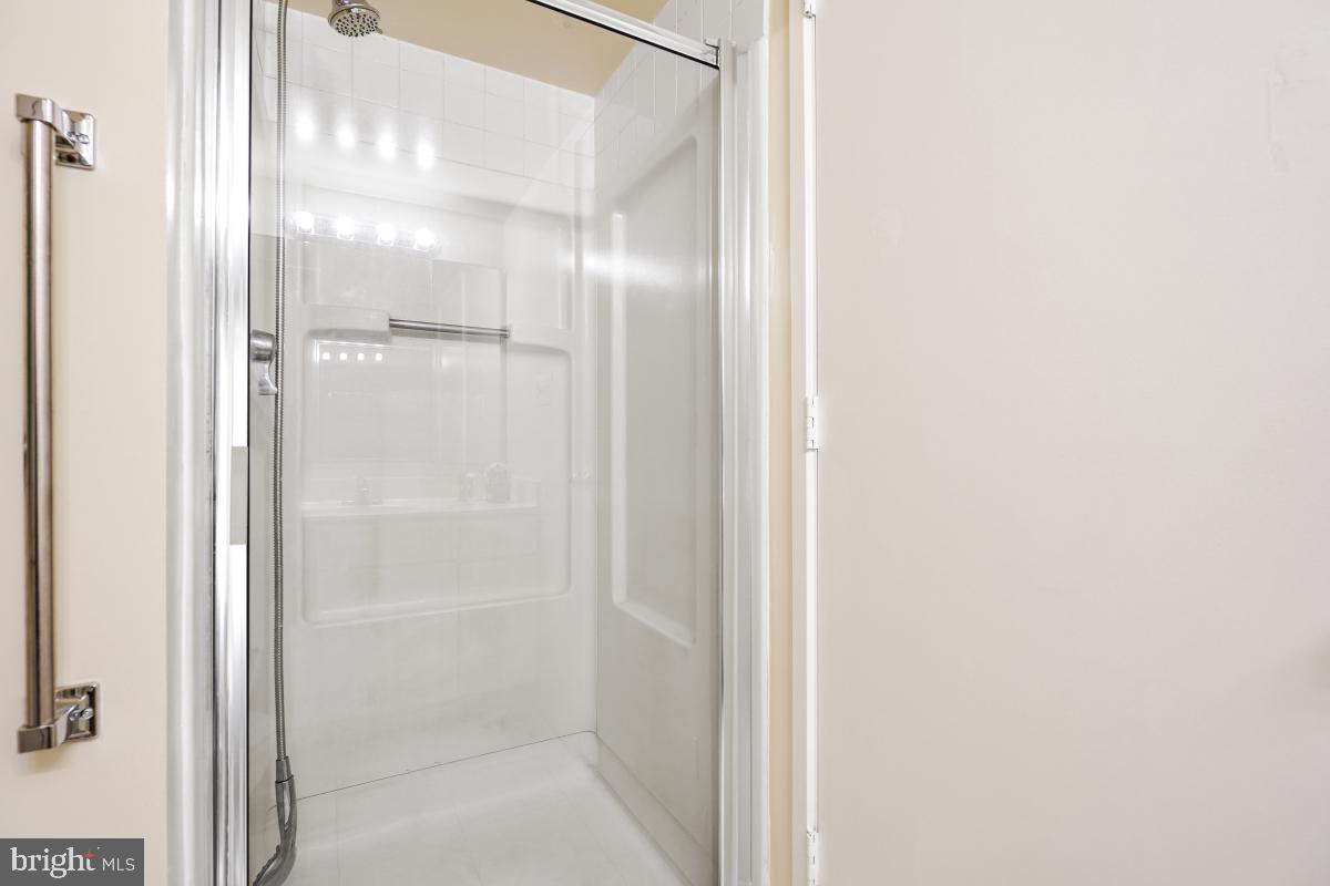 FAIRWAYS NORTH - Residential