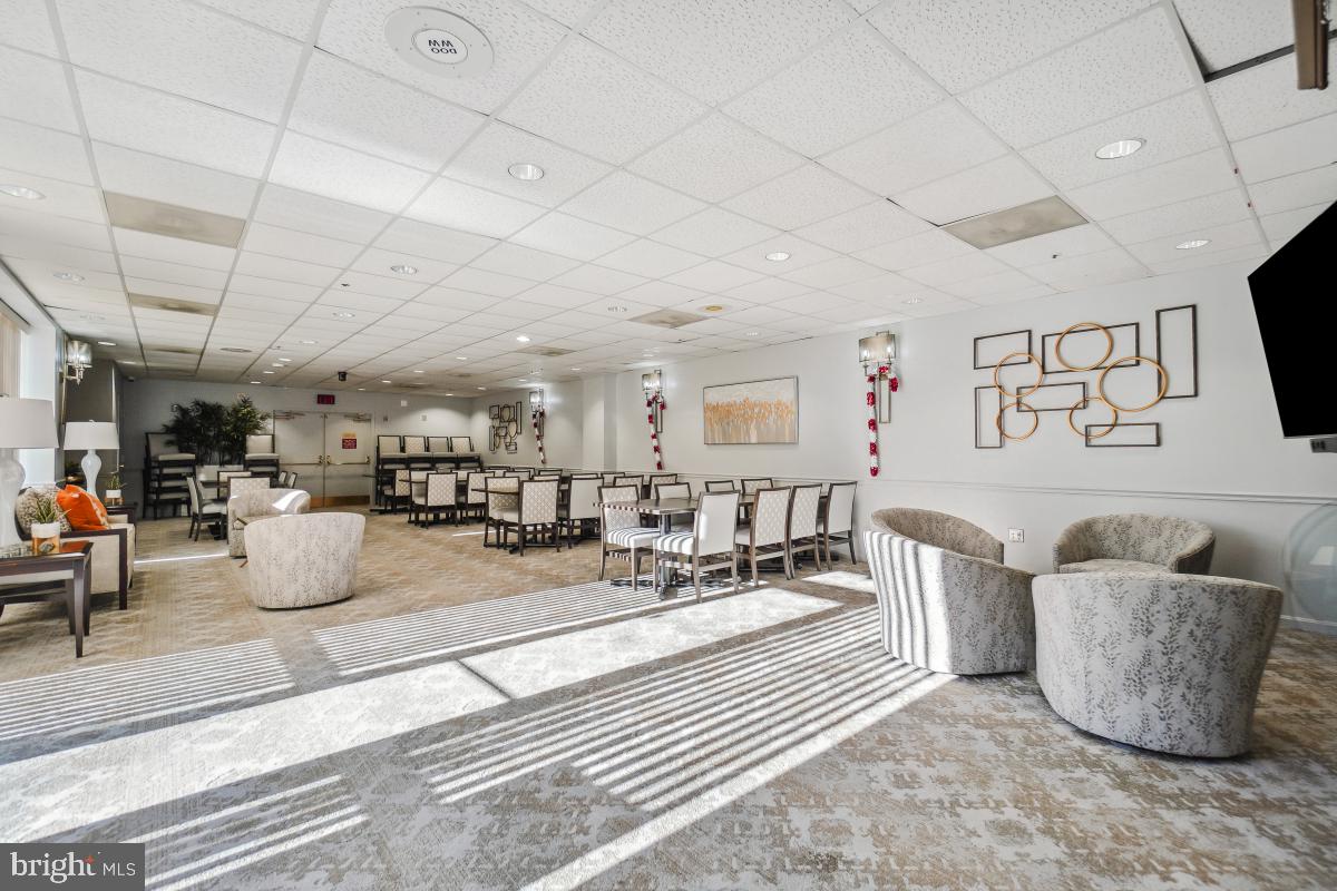 FAIRWAYS NORTH - Residential