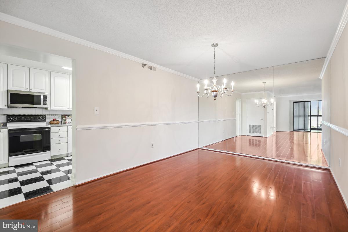 FAIRWAYS NORTH - Residential