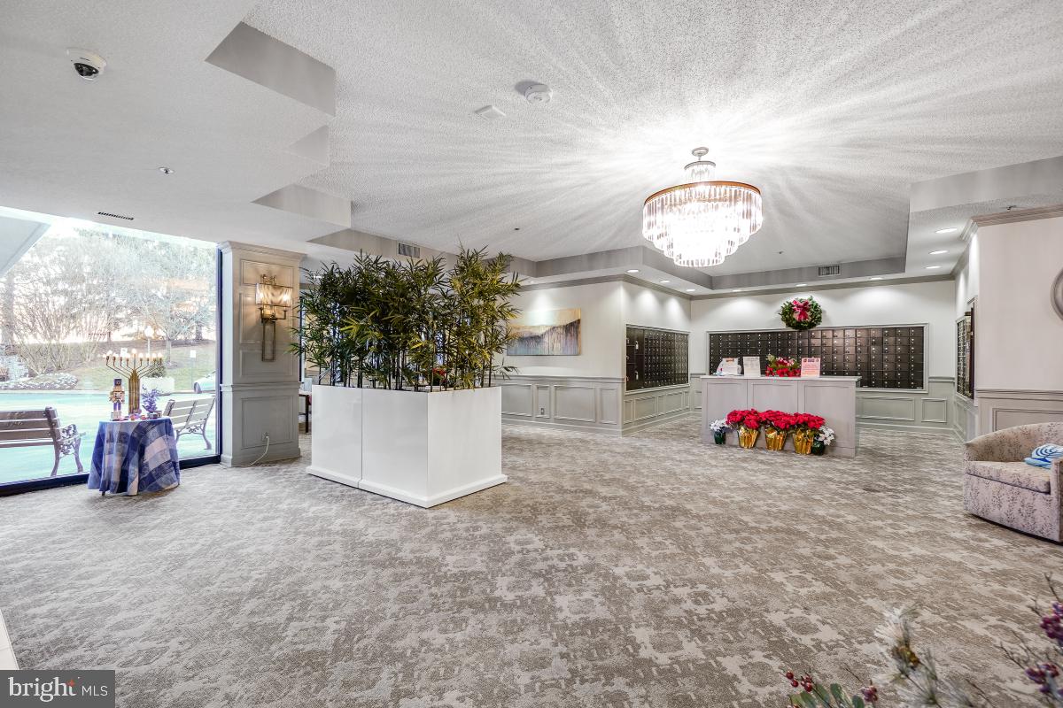 FAIRWAYS NORTH - Residential