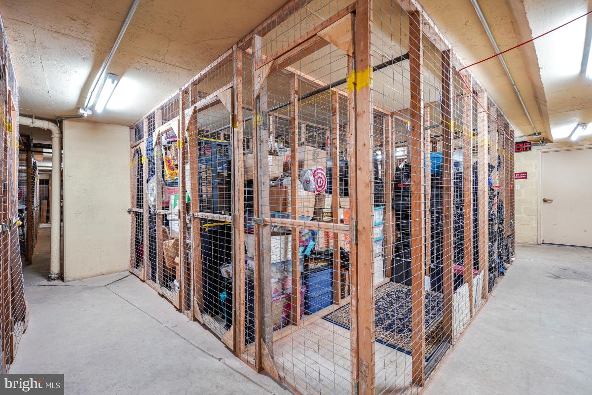 FAIRWAYS NORTH - Residential