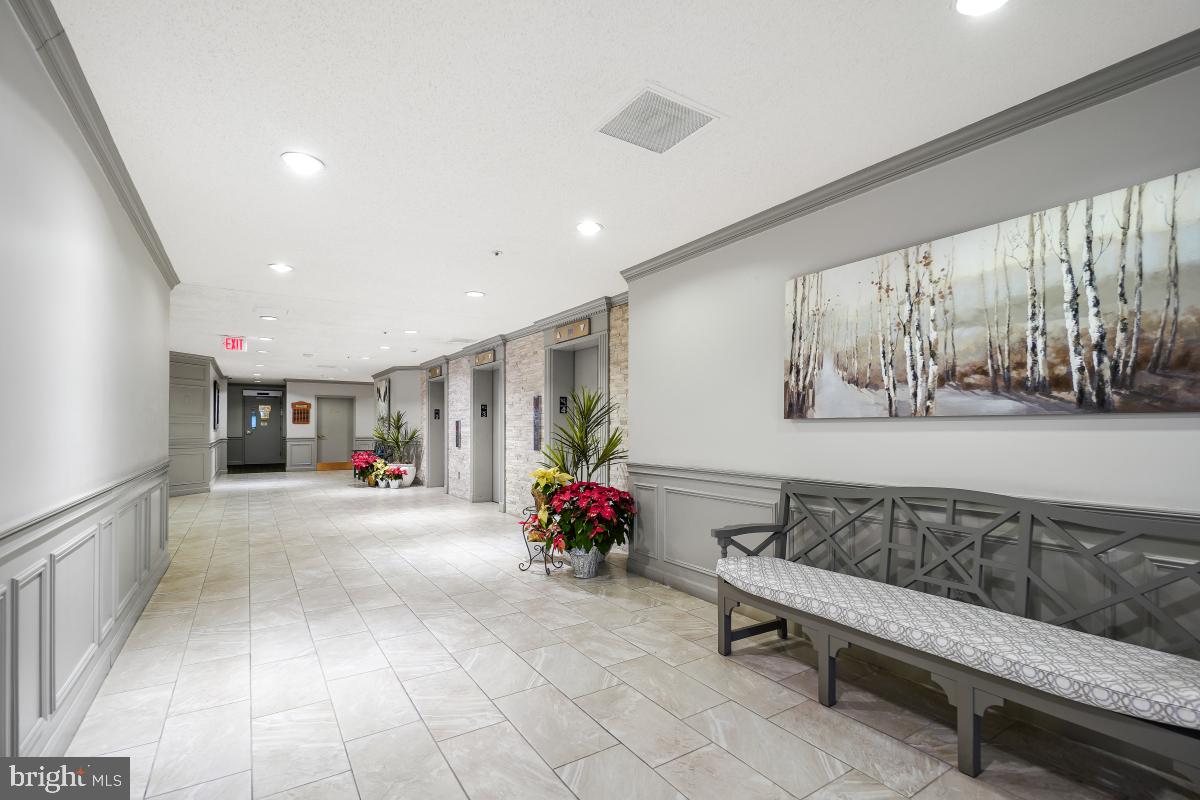 FAIRWAYS NORTH - Residential