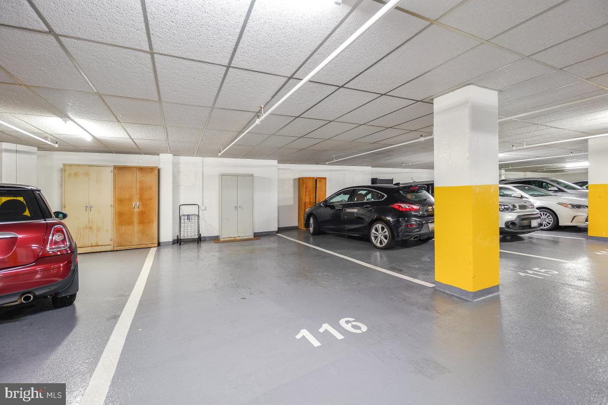 FAIRWAYS NORTH - Residential