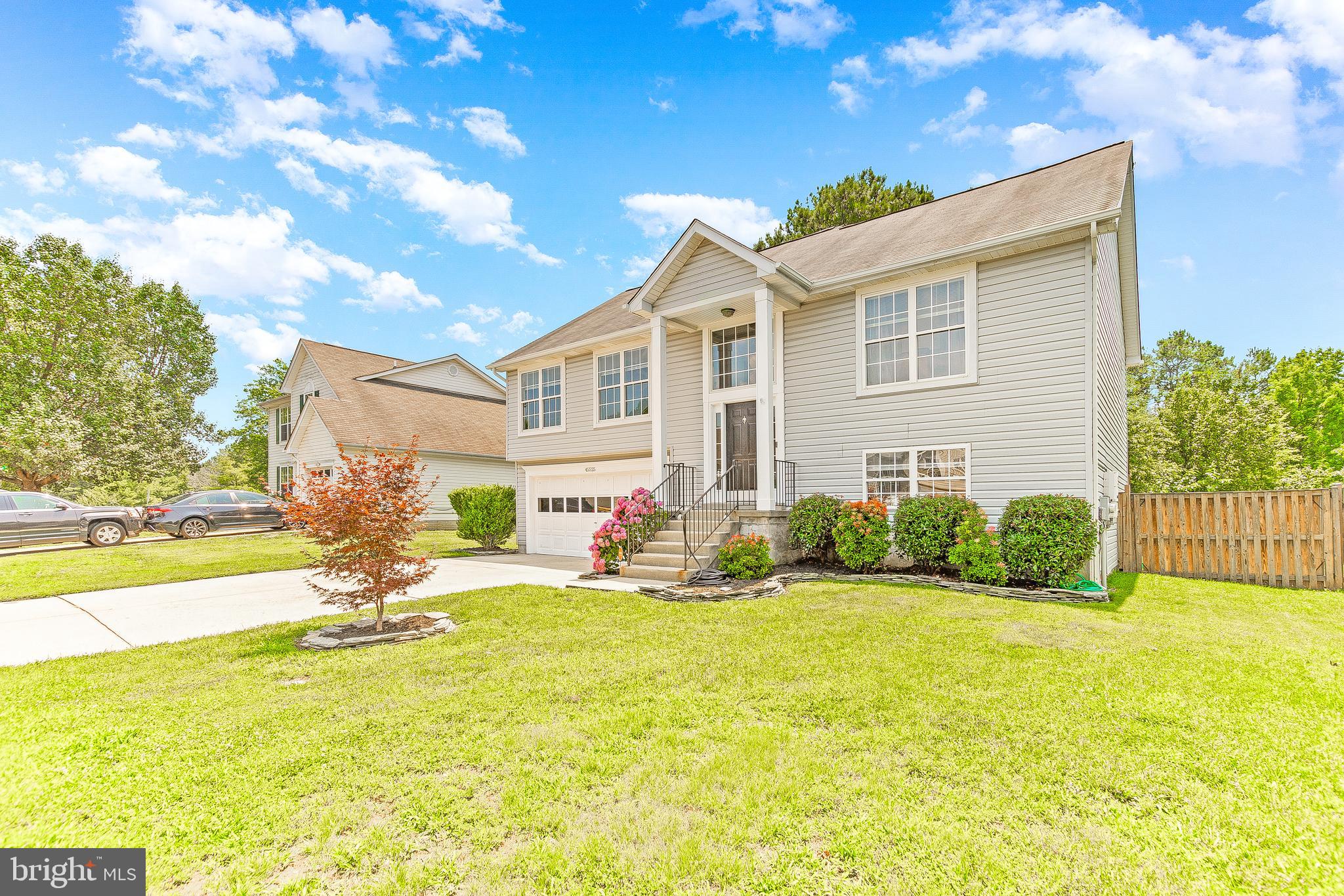 HICKORY HILLS - Residential